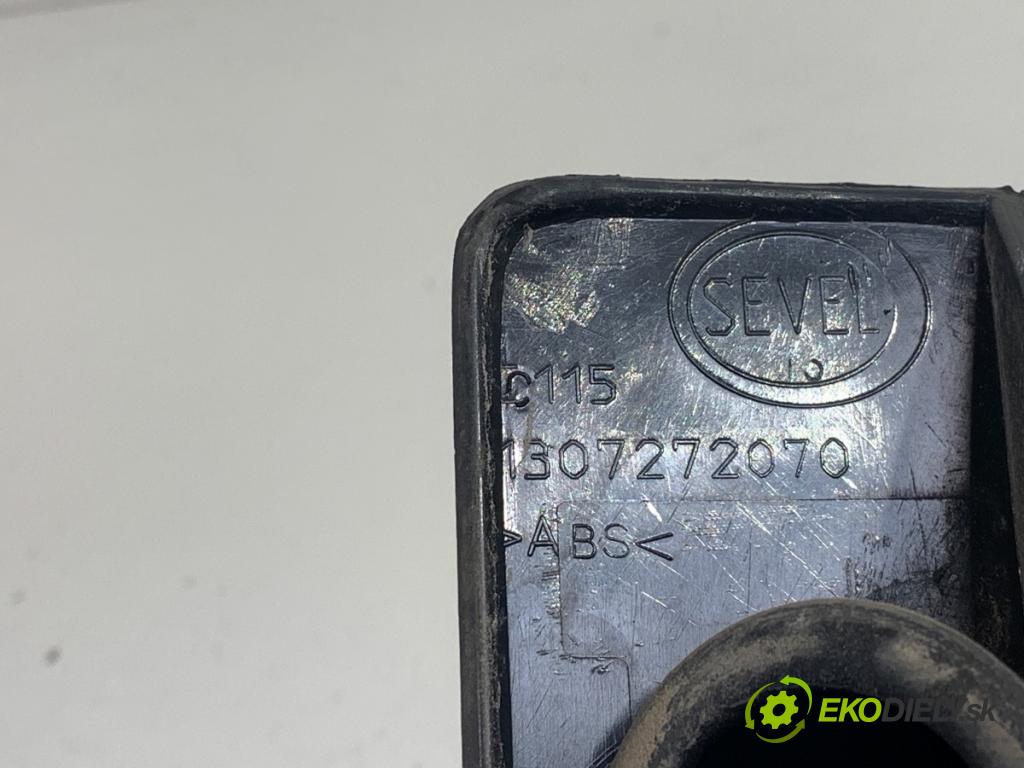FIAT DUCATO III Autobus 2023 103 kW 140 Multijet 2,2 D 2184 Lišta dverí zad 1307272070