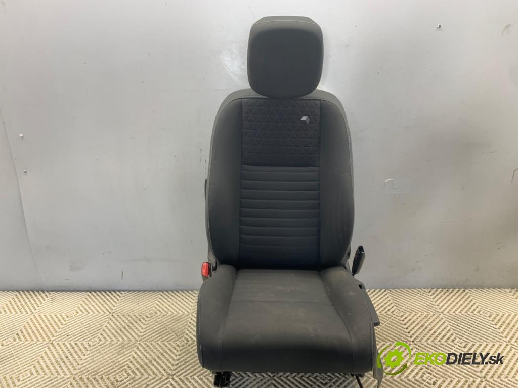 RENAULT MEGANE III Kombi 2014 97 kW 1.2 TCe (KZ16, KZ28) 1197 sedadlo levý přední část 