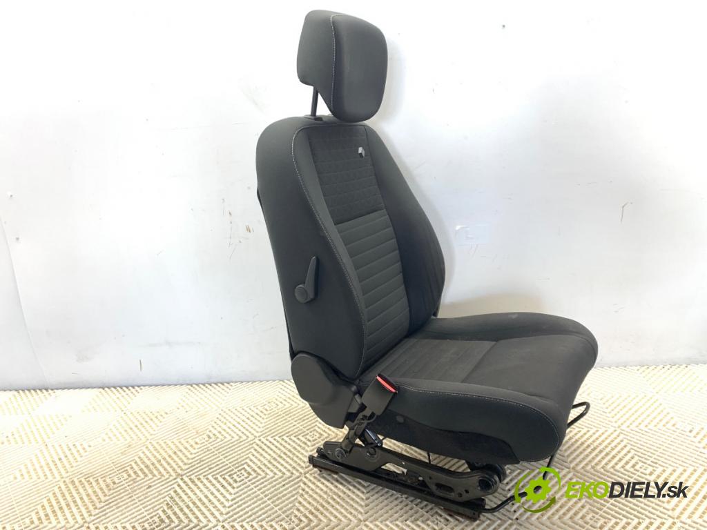 RENAULT MEGANE III Kombi 2014 97 kW 1.2 TCe (KZ16, KZ28) 1197 Sedadlo ľavy predný