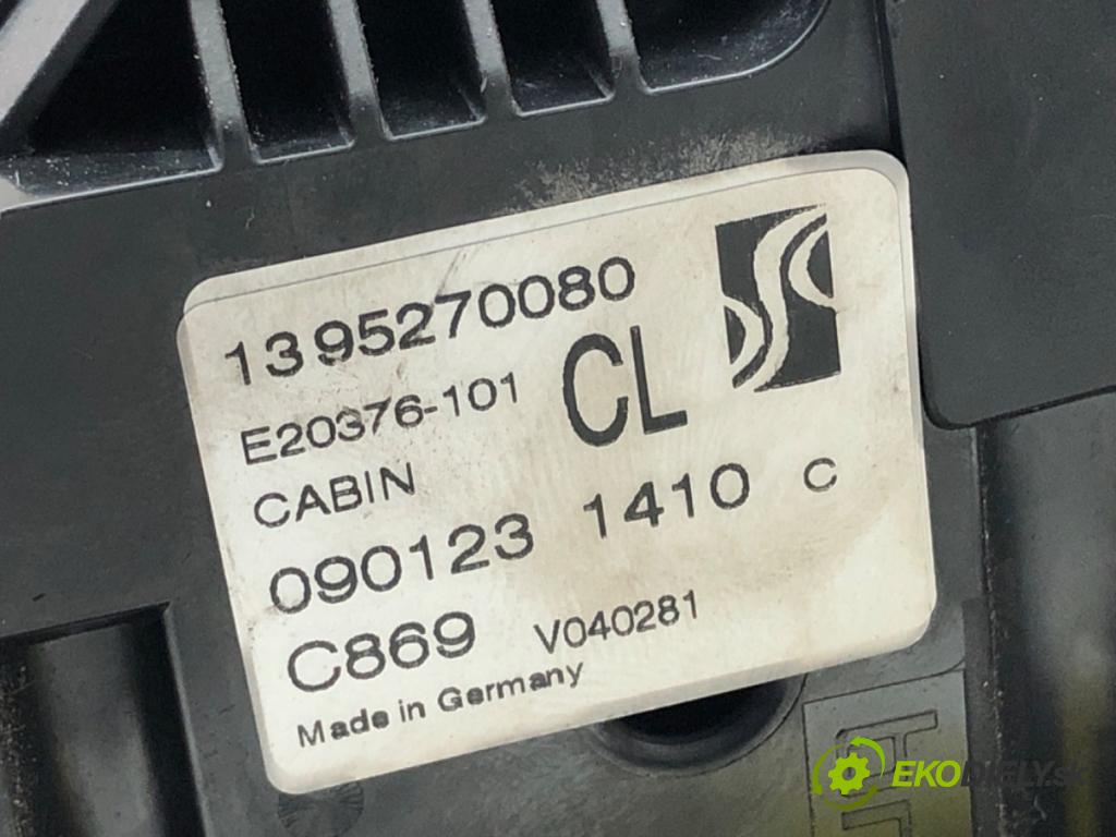 FIAT DUCATO III Autobus 2023 103 kW 140 Multijet 2,2 D 2184 zámok dveře levý přední část 1395270080