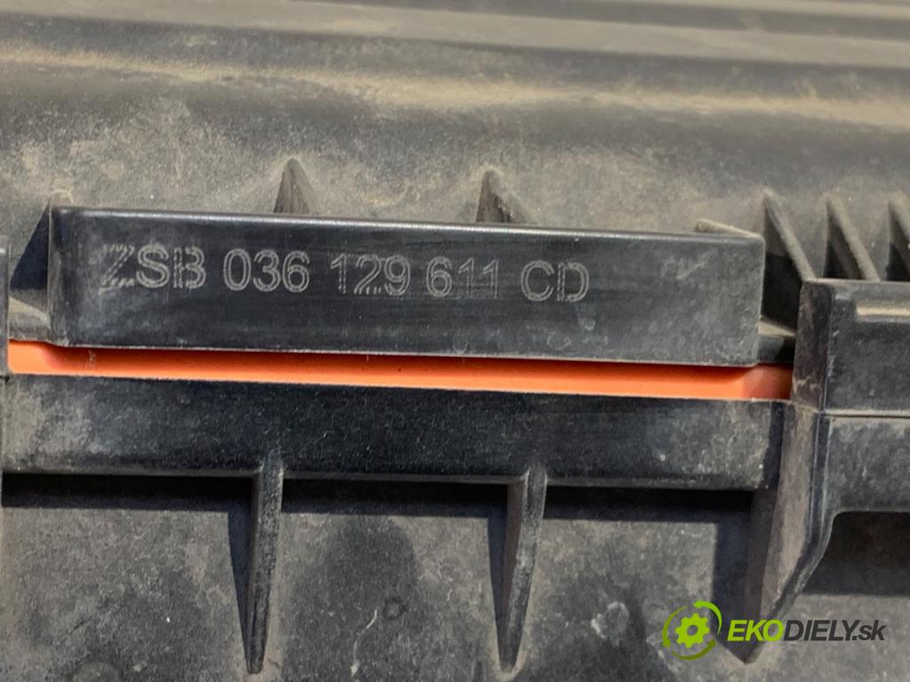 SKODA FABIA II liftback 2012 63 kW 1.4 1390 obal filtra vzduchu 036129611CD (Kryt vzduchového filtru)