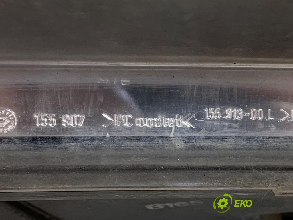 AUDI A6 C5 sedan 2001 96 kW 1.9 TDI 1896 Svetlomet ľavy predný