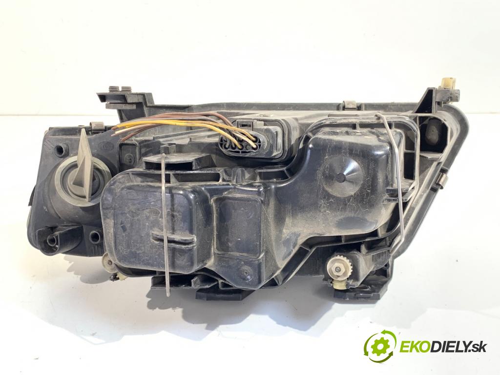 AUDI A6 C5 sedan 2001 96 kW 1.9 TDI 1896 Svetlomet pravy predný