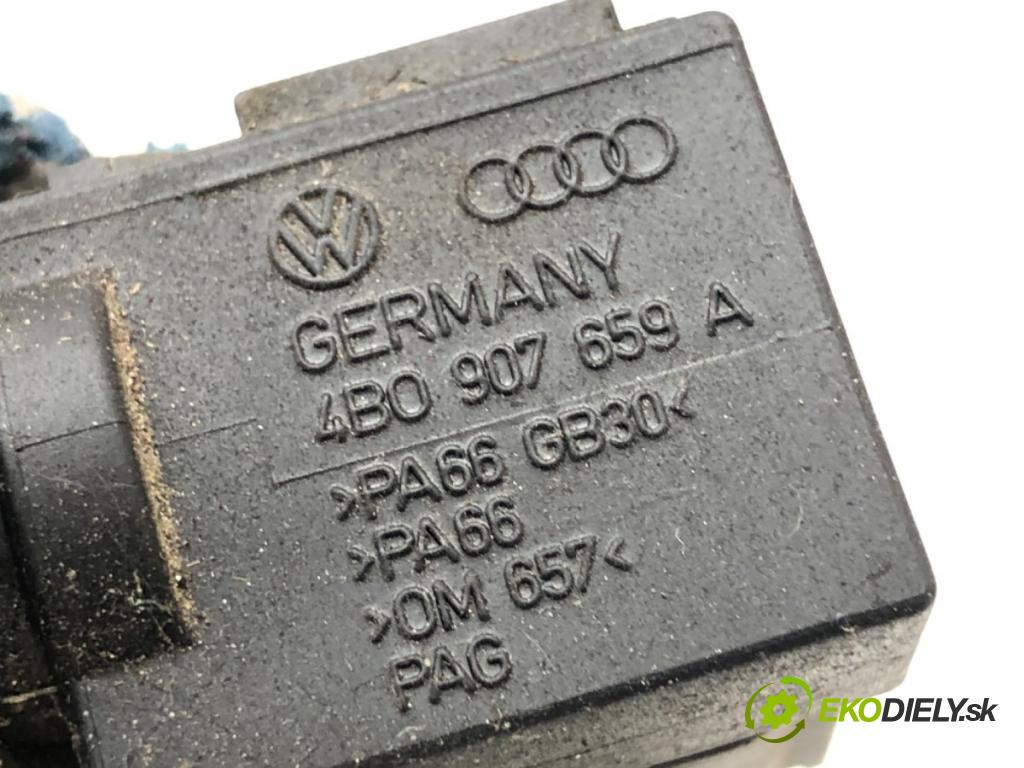 AUDI A6 C5 sedan 2001 96 kW 1.9 TDI 1896 snímač KVALITNÍ: vzduchu 4B0907659A