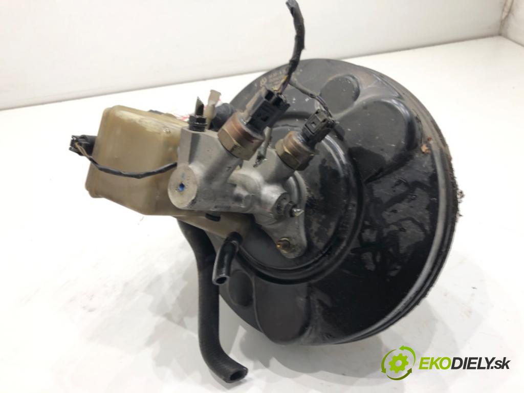 BMW E46 Kombi 2000 135 kW 330 d 2926 posilovač bŕzd 6750288