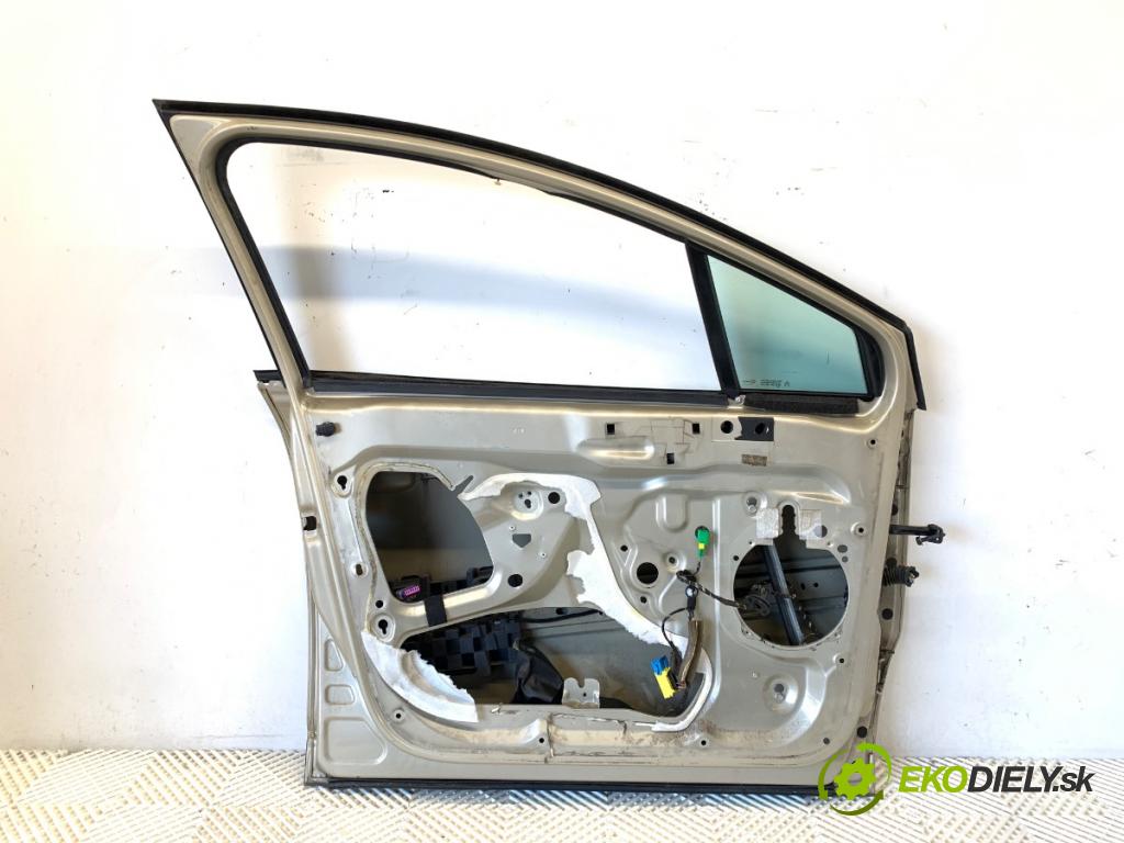 CITROEN C4 I liftback 2005 80 kW 1.6 16V 1587 dveře levý přední část