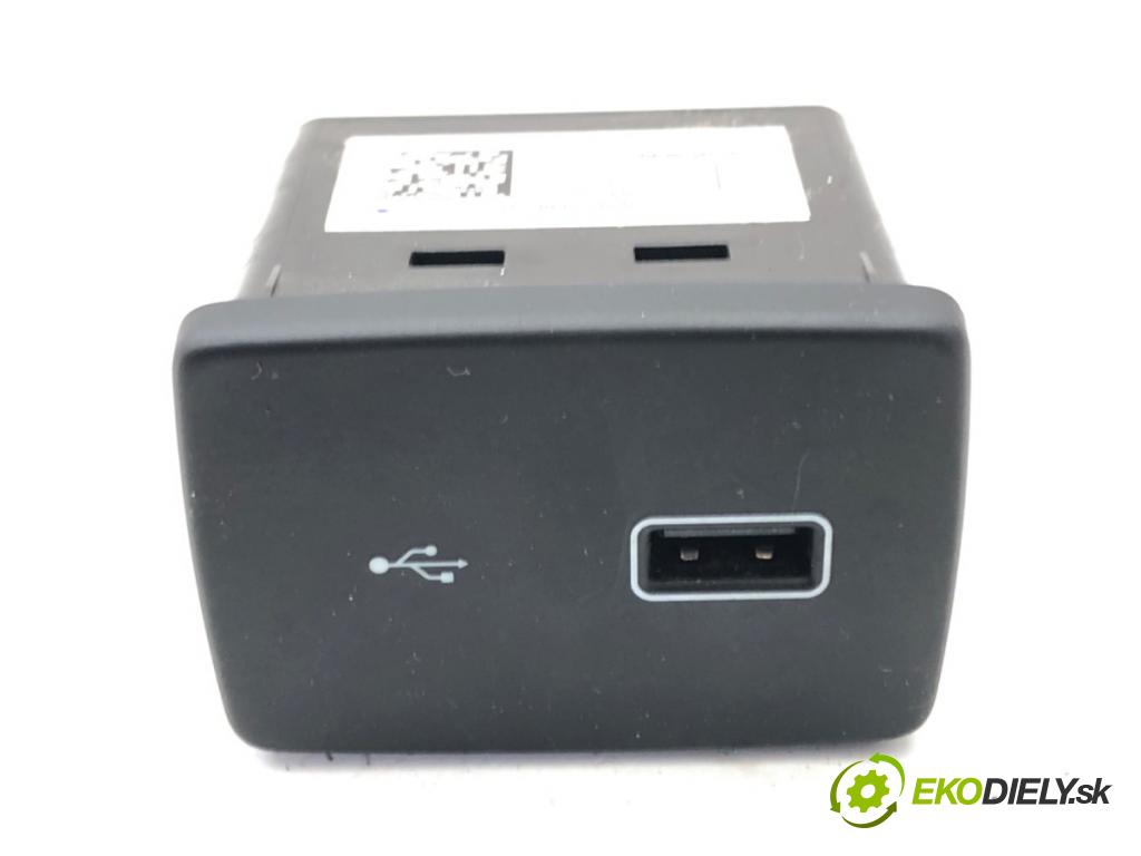 FIAT DUCATO III Autobus 2023 103 kW 140 Multijet 2,2 D 2184 HNÍZDO: USB 07357398210