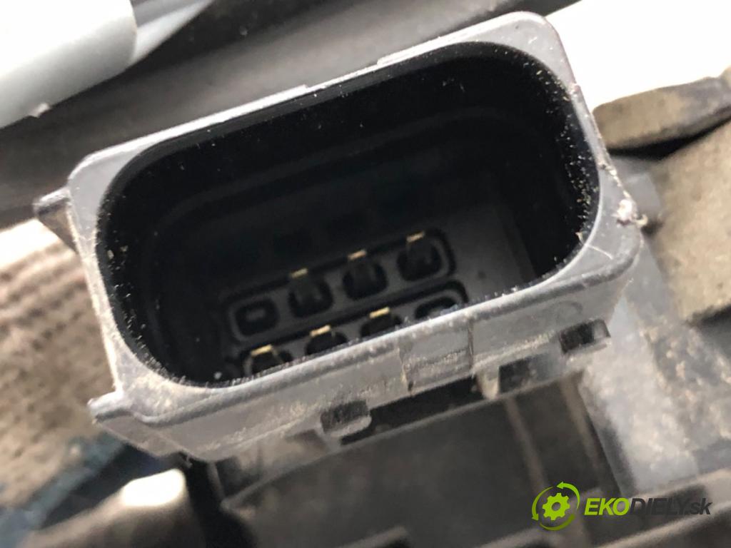 OPEL CORSA D liftback 2009 64 kW 1.4 (L08, L68) 1398 zámok dveře pravý přední část 13258274