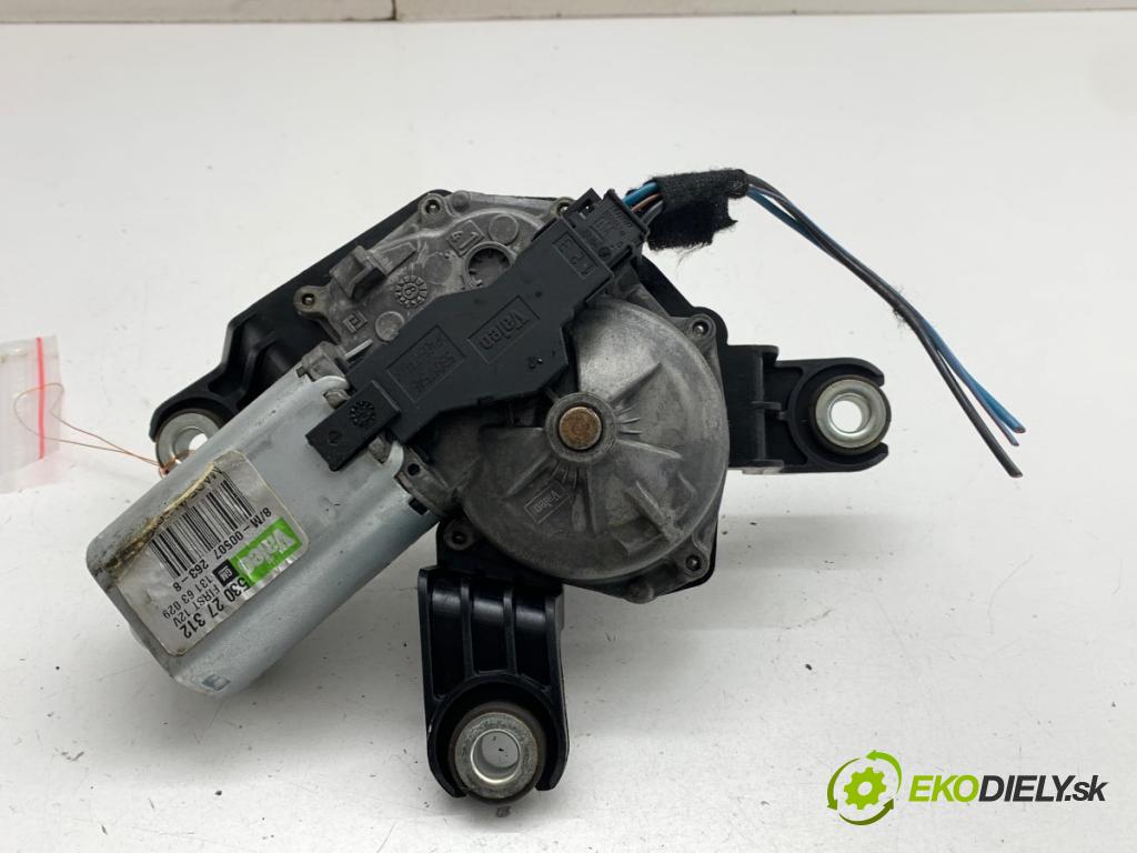 OPEL CORSA D liftback 2009 64 kW 1.4 (L08, L68) 1398 motor stěračů zadní část 13163029