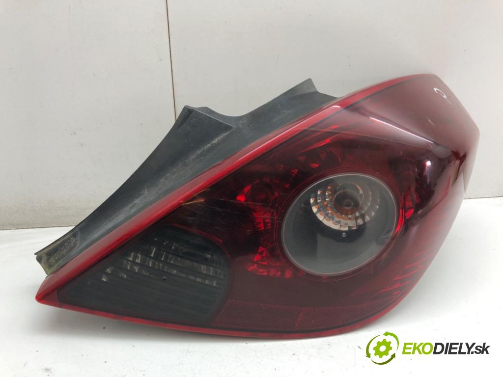 OPEL CORSA D liftback 2009 64 kW 1.4 (L08, L68) 1398 Svetlo pravy zad 13242812