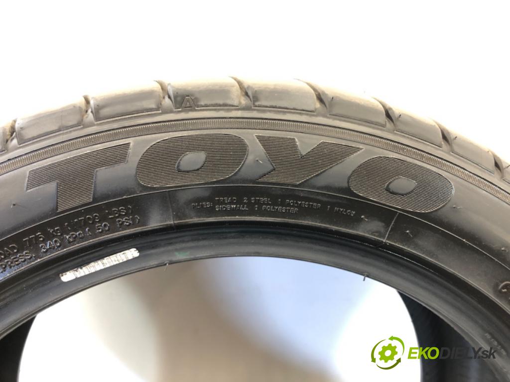 --- --- PNEUMATIKY: 2X 245/45 R17 TOYO