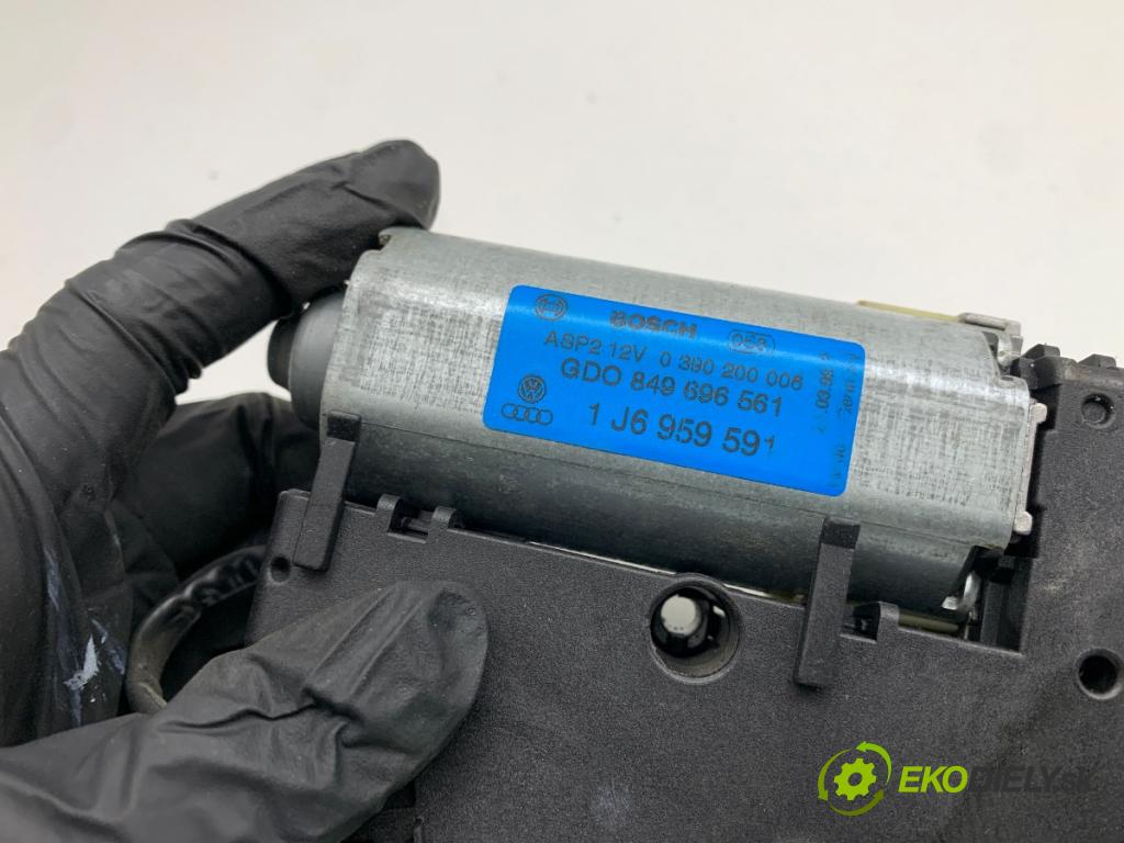 VW GOLF IV liftback 1999 55 kW 1.4 16V 1390 Motor strešného okna 1J6959591
