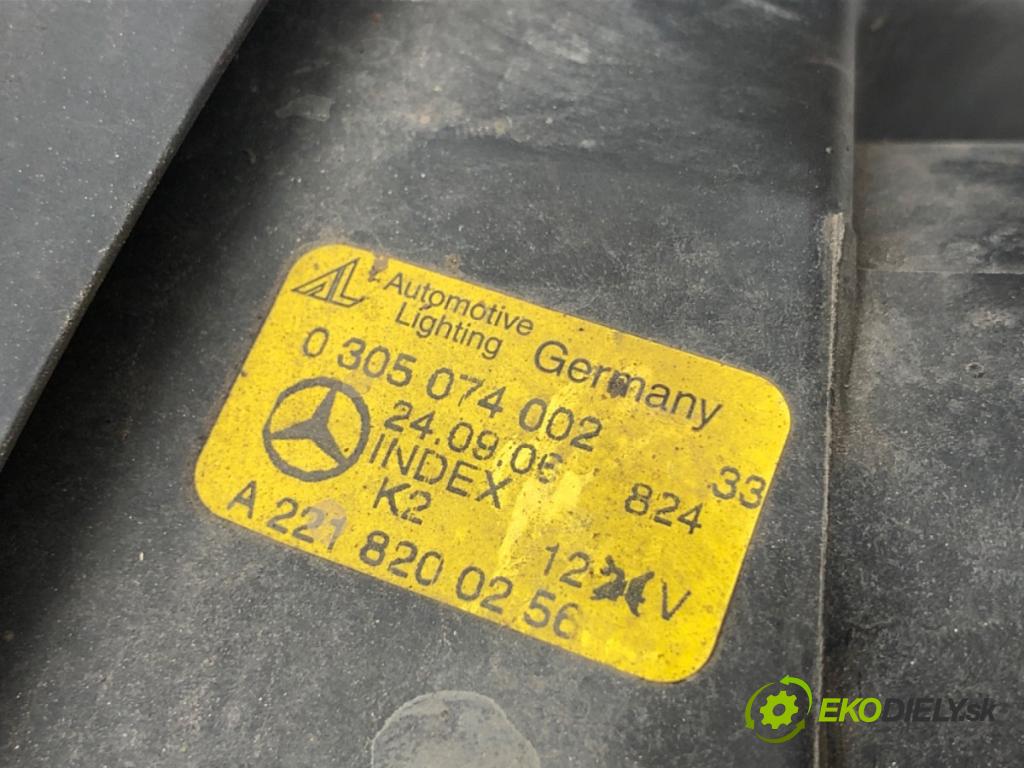 MERCEDES-BENZ W221 sedan 2006 173 kW S 320 CDI (221.022, 221.122) 2987 Hmlové svetlo, hmlovka pravy predný A2218200256