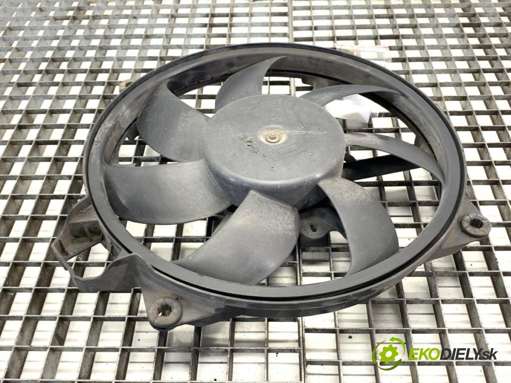 RENAULT MEGANE III liftback 2010 63 kW 1.5 dCi 1461 ventilátor chladiče 214812415R (Ventilátor)