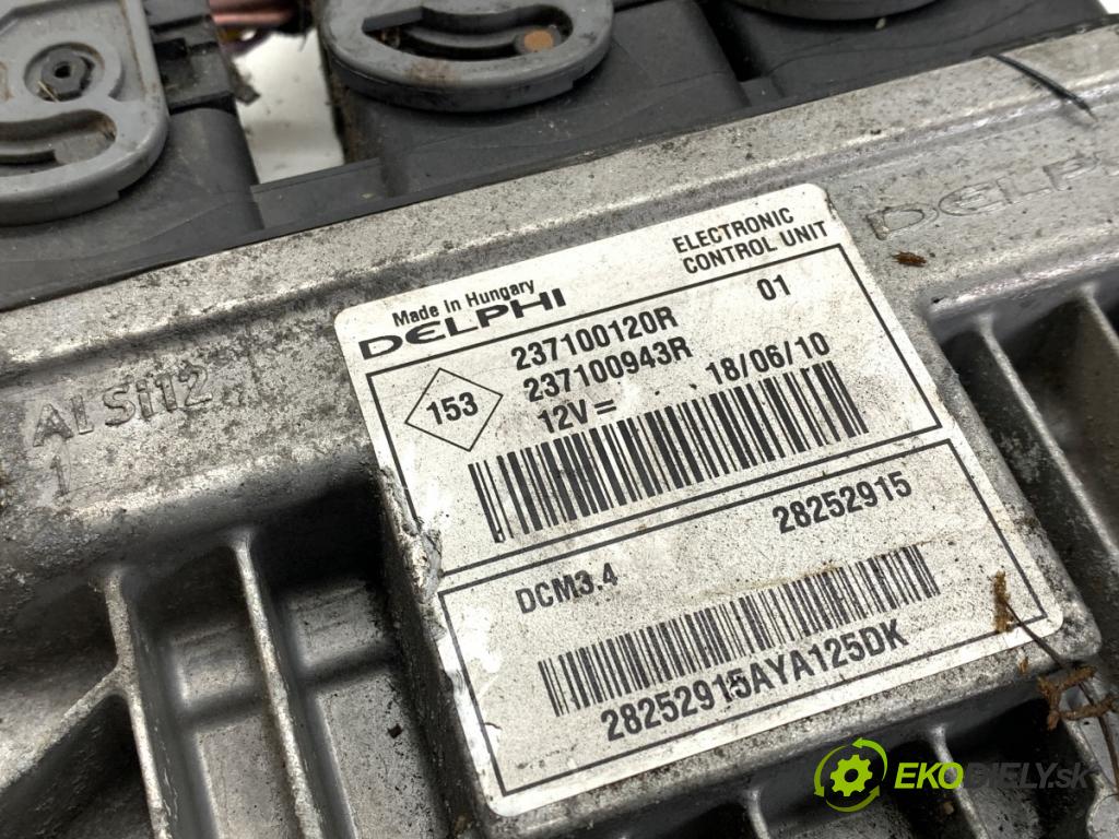 RENAULT MEGANE III liftback 2010 63 kW 1.5 dCi 1461 řídící jednotka motora 237100120R (Řídicí jednotka)