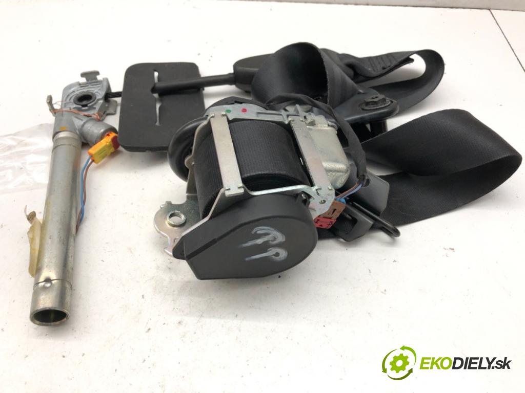 RENAULT MEGANE III liftback 2010 63 kW 1.5 dCi 1461 držák bezpečnost pravý přední část