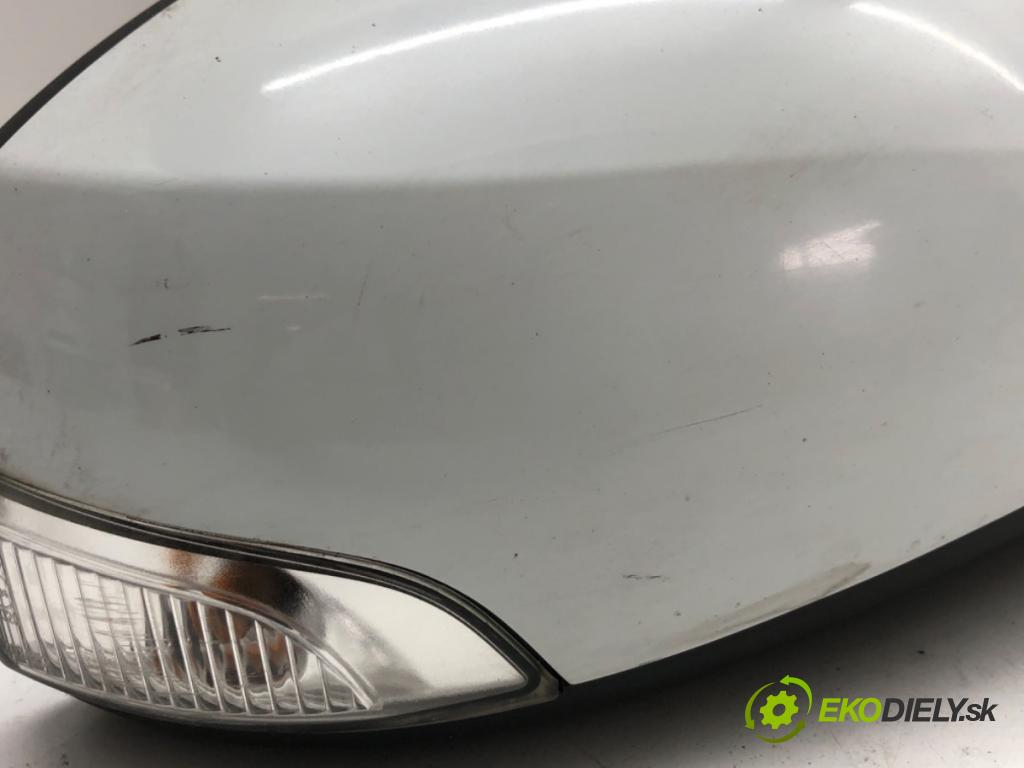 RENAULT MEGANE III liftback 2010 63 kW 1.5 dCi 1461 zpětné zrcátko pravý