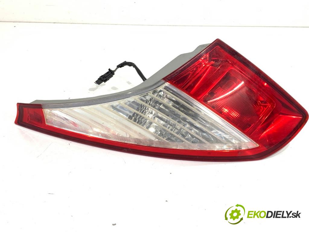 RENAULT MEGANE III liftback 2010 63 kW 1.5 dCi 1461 Svetlo pravy zad UVNITŘ: 265500009R