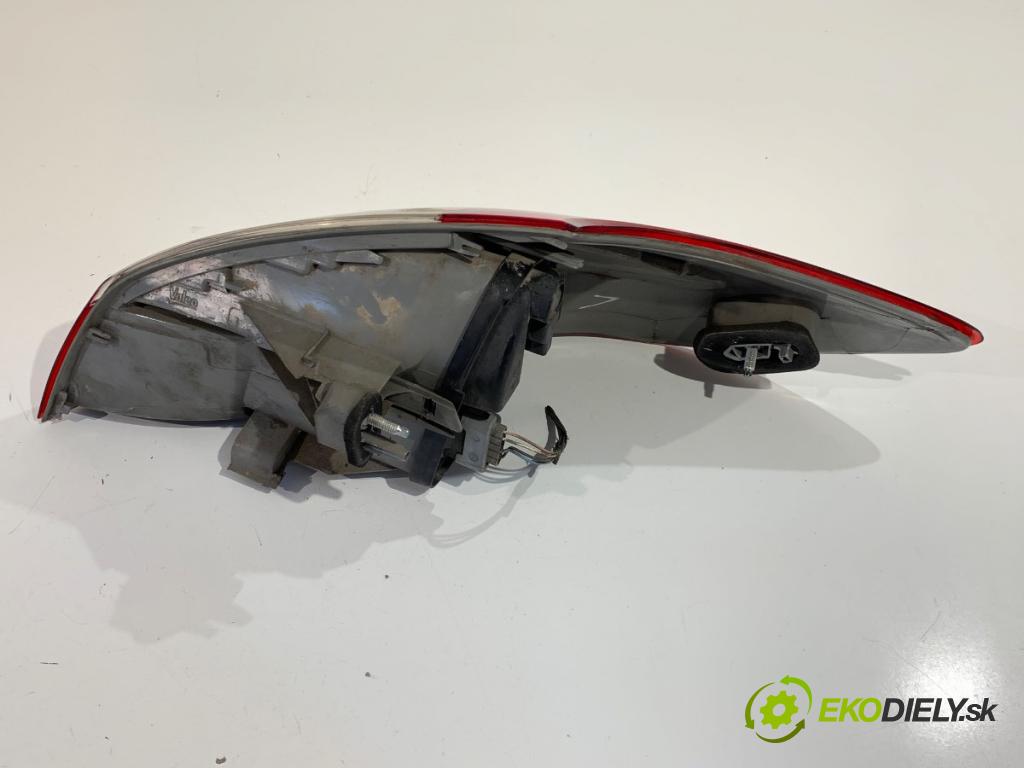 RENAULT MEGANE III liftback 2010 63 kW 1.5 dCi 1461 Svetlo ľavy zad 265550007R