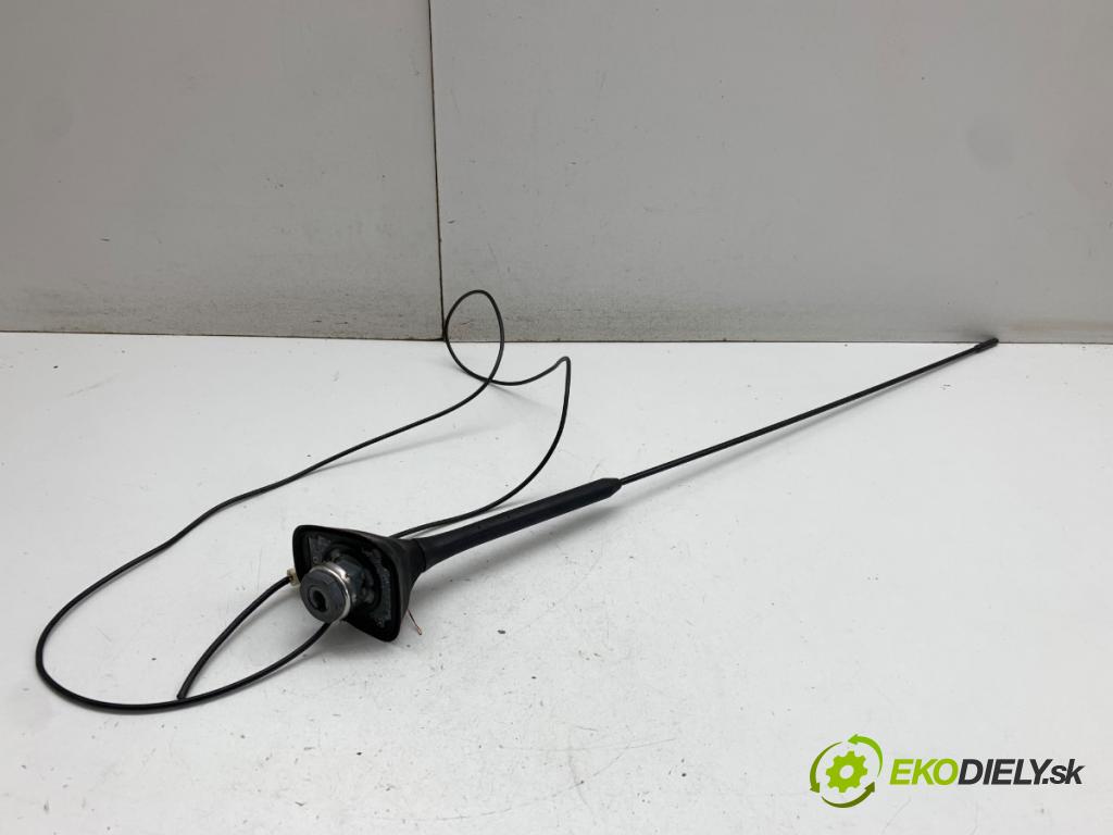 RENAULT MEGANE III liftback 2010 63 kW 1.5 dCi 1461 ANTENA 