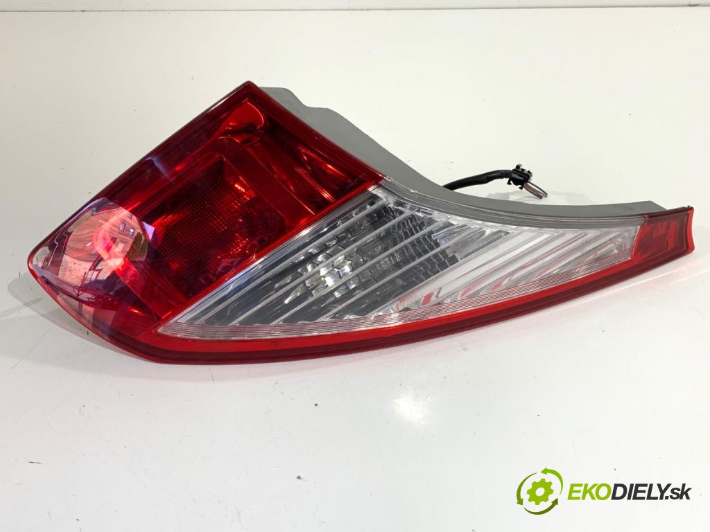 RENAULT MEGANE III liftback 2010 63 kW 1.5 dCi 1461 Svetlo ľavy zad vnútorná 89319619