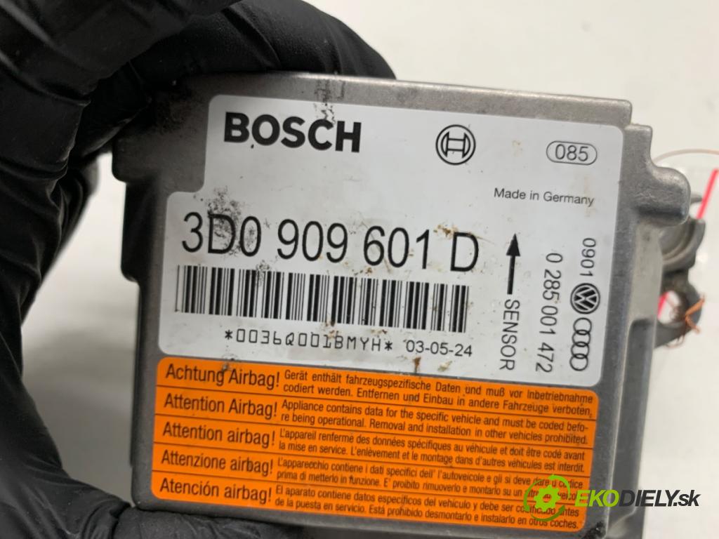 PORSCHE CAYENNE SUV 2003 250 kW S 4.5 4511 senzor airbag 3D0909601D (Snímač)