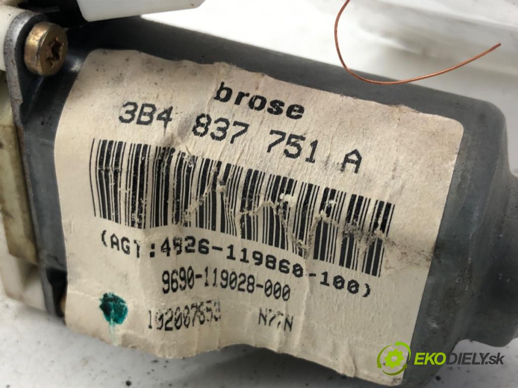 VW PASSAT B5 Kombi 1997 110 kW 1.8 T 1781 motor sťahovaní okna levý přední část 3B4837751A