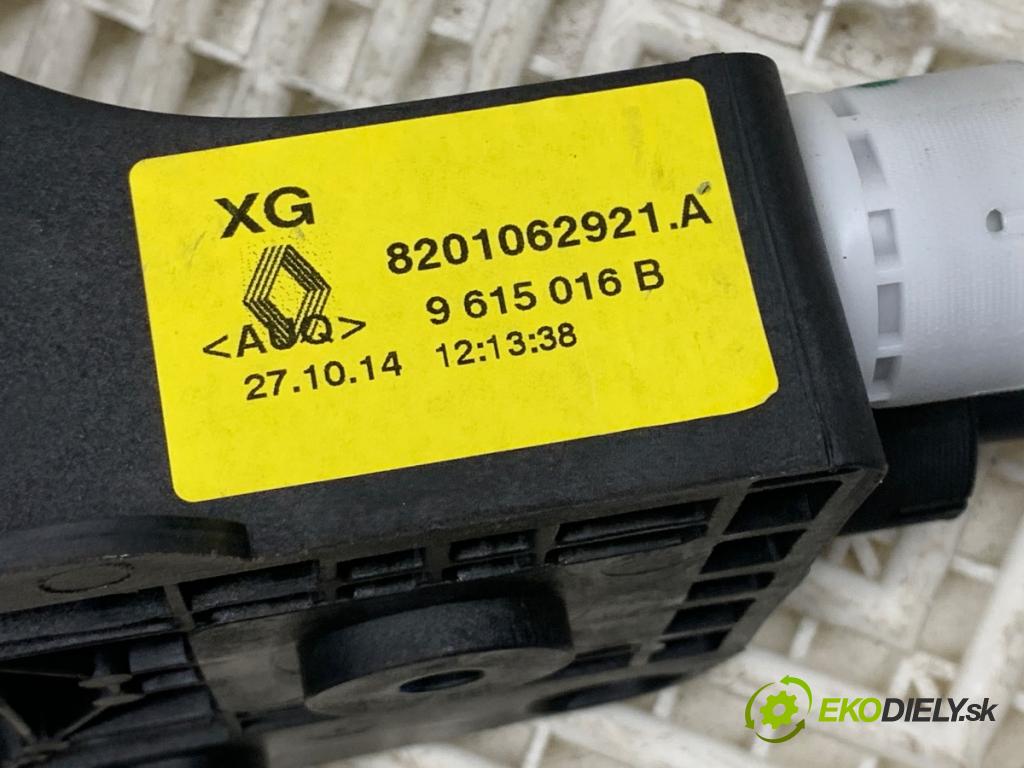RENAULT MEGANE III Kombi 2014 97 kW 1.2 TCe (KZ16, KZ28) 1197 Kulisa 8201062921 (Rýchlostná páka (kulisa))