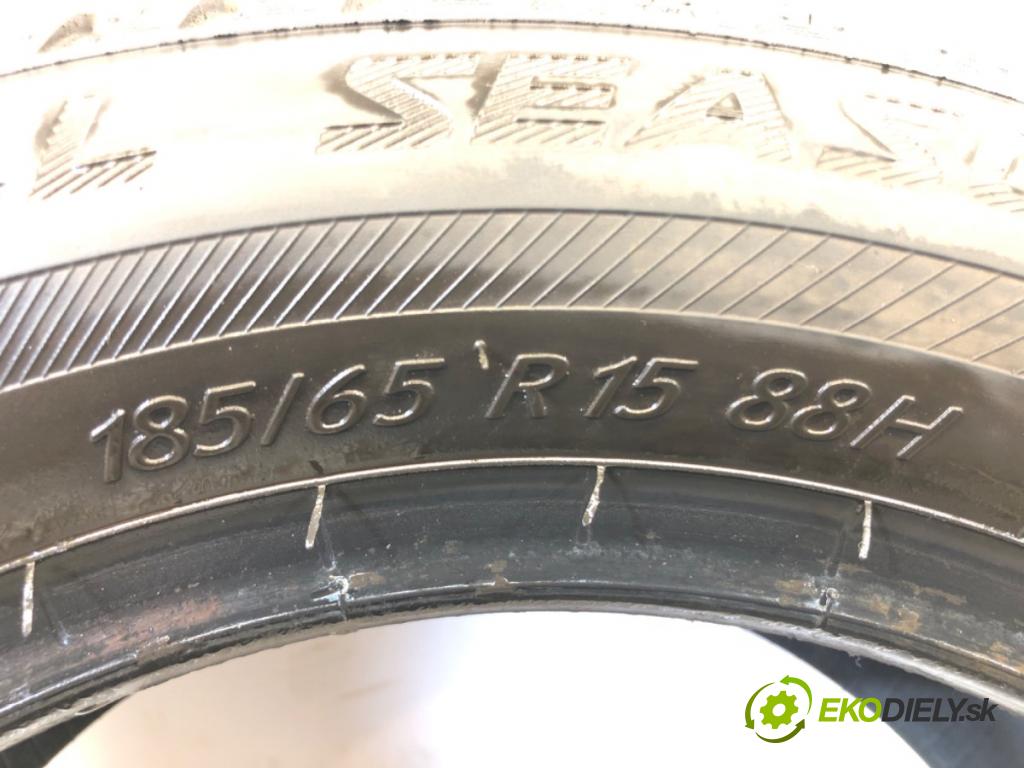 --- ---      PNEUMATIKY: PARA: VÍCENÁ SEZÓNA: 185/65 R15 TAURUS: