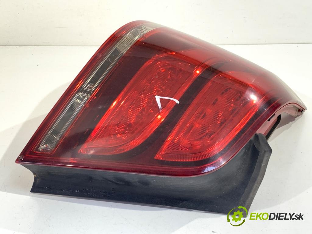 MERCEDES-BENZ X204 SUV 2012 150 kW 250 CDI 4-matic (204.982, 204.904) 2143 světlo levý zadní část