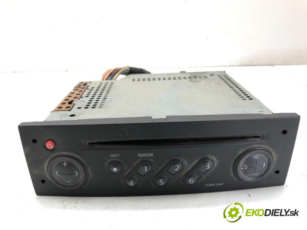 RENAULT SCÉNIC II nadwozie wielkoprzestrzenne (MPV) 2003 85 kW 1.9 D 1870 RADIO 8200300858 (Audio zariadenie)