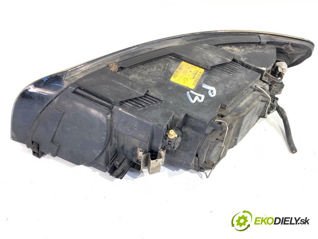 VOLVO S40 II sedan 2004 100 kW 2.0 D 1998 Svetlomet pravy predný 30698874