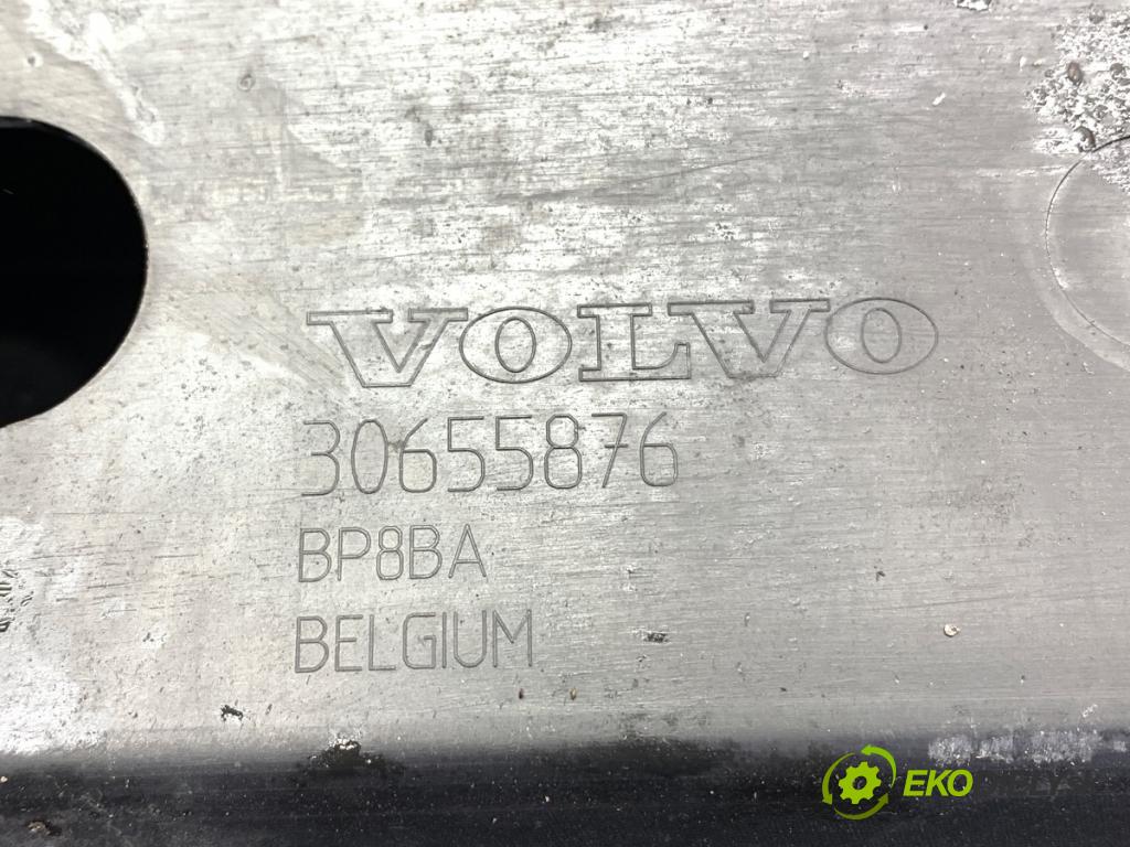 VOLVO S40 II sedan 2004 100 kW 2.0 D 1998 výztuha nárazníka přední část 30655876 (Přední výztuha)