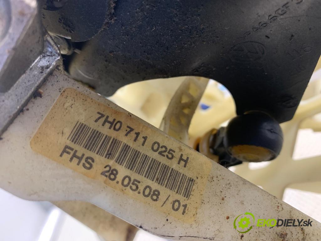 VW TRANSPORTER T5 Autobus 2008 96 kW 2.5 TDI 2461 Kulisa 7H0711025H (Rýchlostná páka (kulisa))