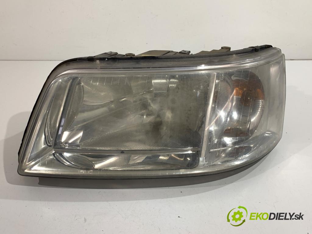 VW TRANSPORTER T5 Autobus 2008 96 kW 2.5 TDI 2461 Svetlomet ľavy predný 7H1941015S