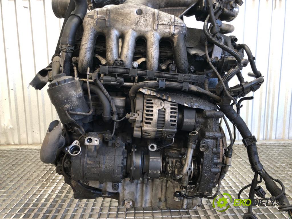 VW TRANSPORTER T5 Autobus 2008 96 kW 2.5 TDI 2461 motor KOMPLETNÍ: AXD