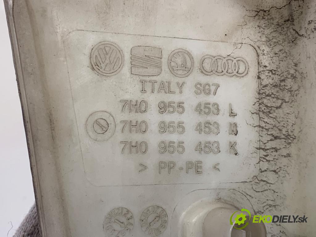 VW TRANSPORTER T5 Autobus 2008 96 kW 2.5 TDI 2461 nádržka ostřikovačů 7H0955453L