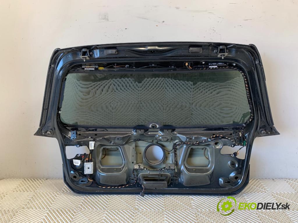 VW GOLF VII liftback 2015 135 kW 2.0 GTD 1968 kapota zadní část