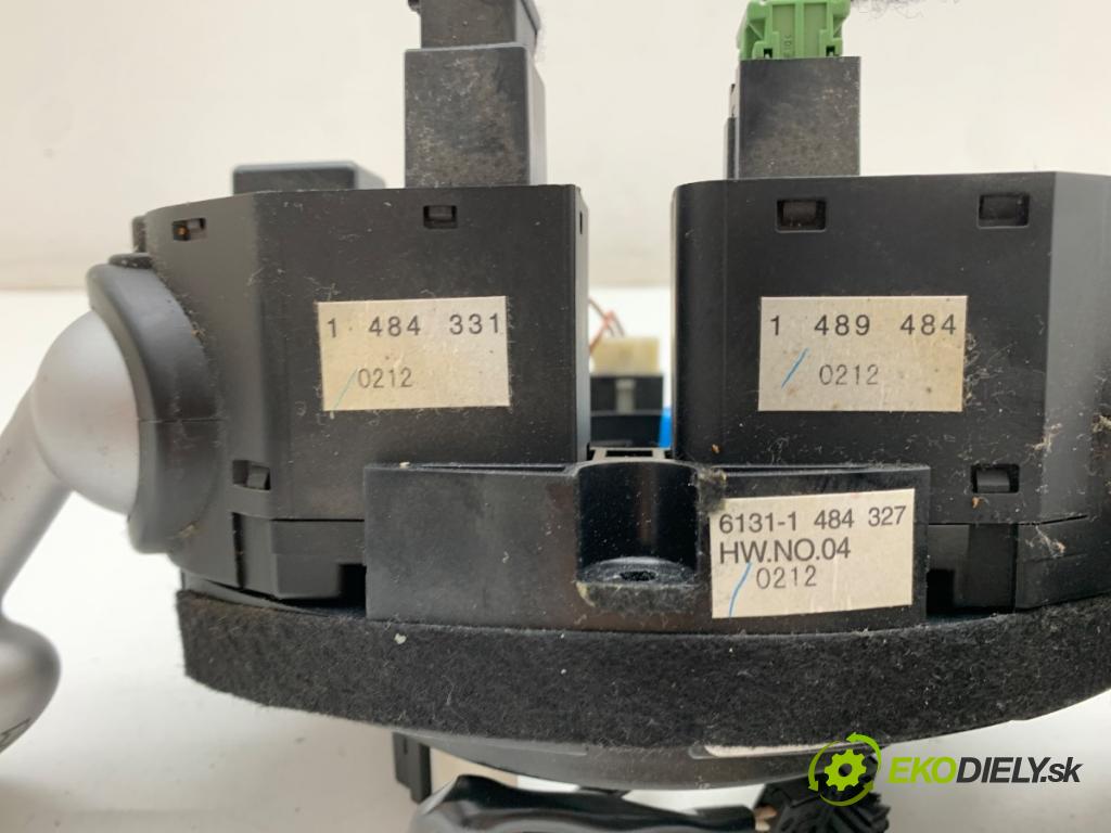 MINI R50 R53 liftback 2002 66 kW One 1598 Prepínač kombinovaný 1484327 (Prepínacie páčky pod volantom)