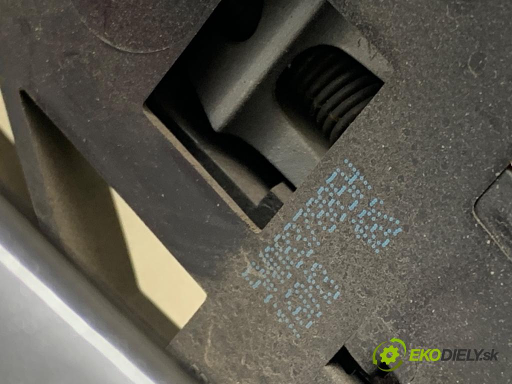 SKODA SUPERB II liftback 2013 103 kW 2.0 TDI 1968 klika vnejší levý přední část