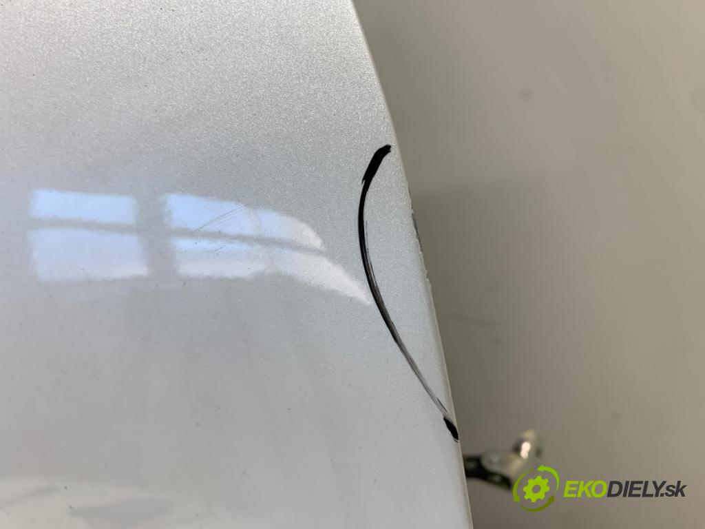 TOYOTA YARIS IV SUV 2022 68 kW 1.5 Hybrid (MXPJ10) 1490 dveře pravý přední část