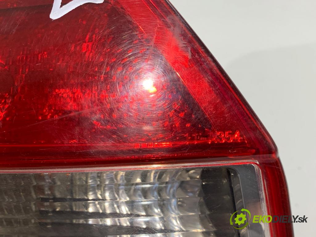 AUDI A4 B6 sedan 2002 96 kW 1.9 TDI 1896 Svetlo ľavy zad