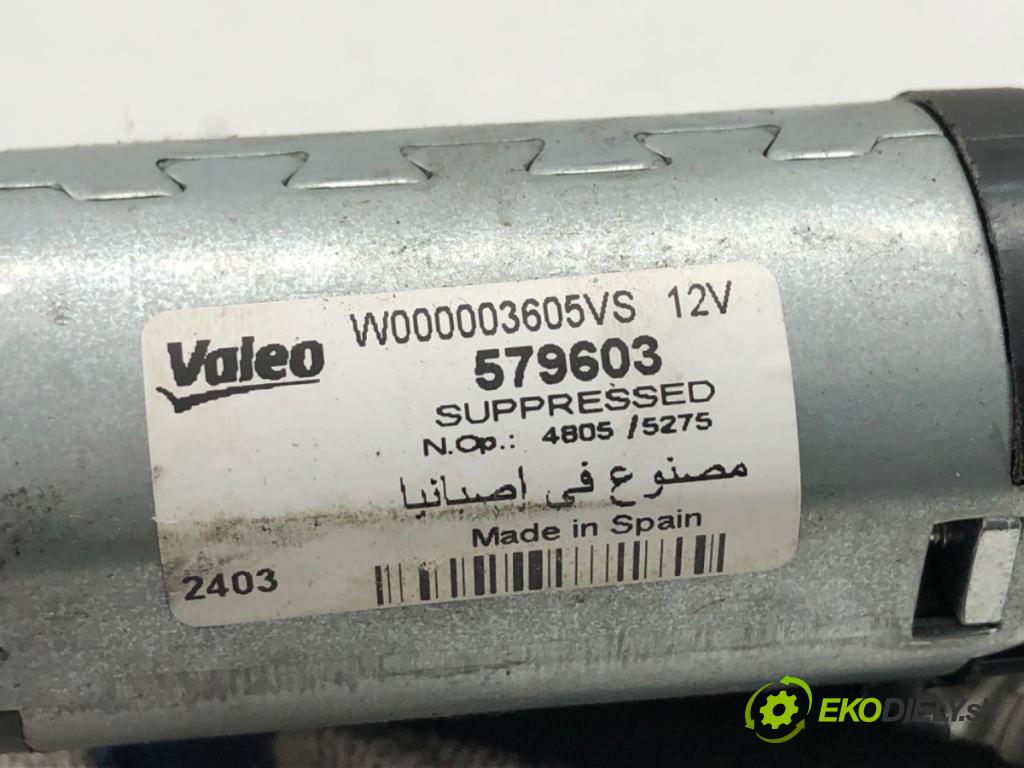 AUDI A4 B6 sedan 2002 96 kW 1.9 TDI 1896 Motor stieračov zad 579603