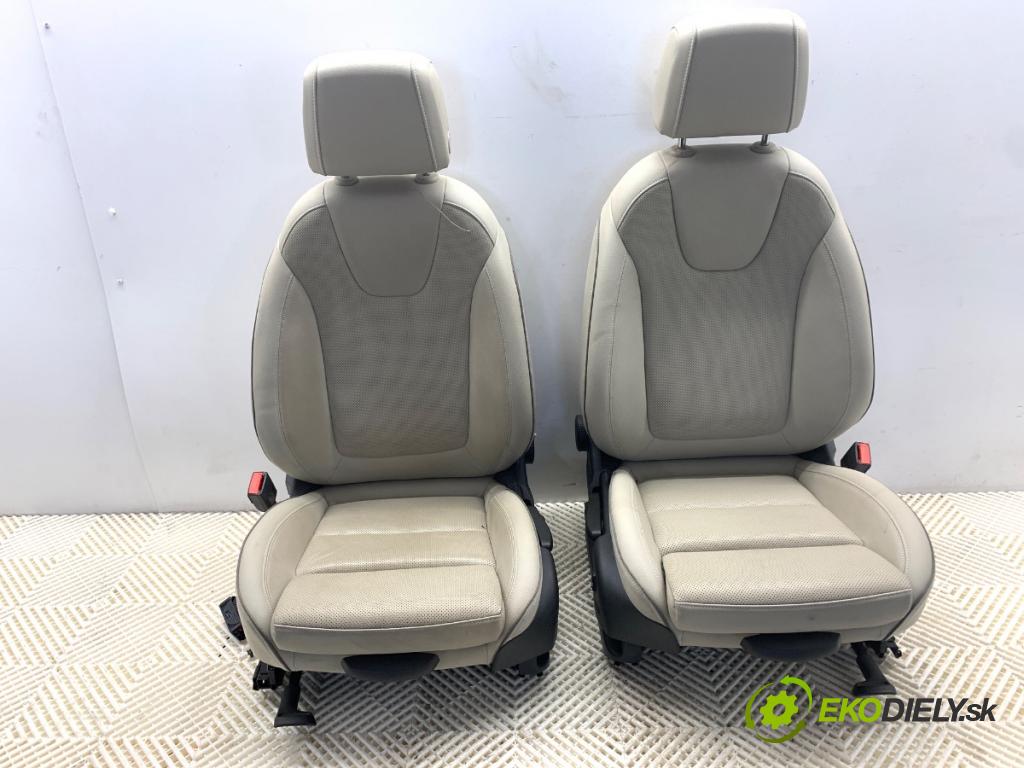OPEL INSIGNIA B Kombi 2017 121 kW 1.5 (35) 1490 sedadla sedačky sedadlo