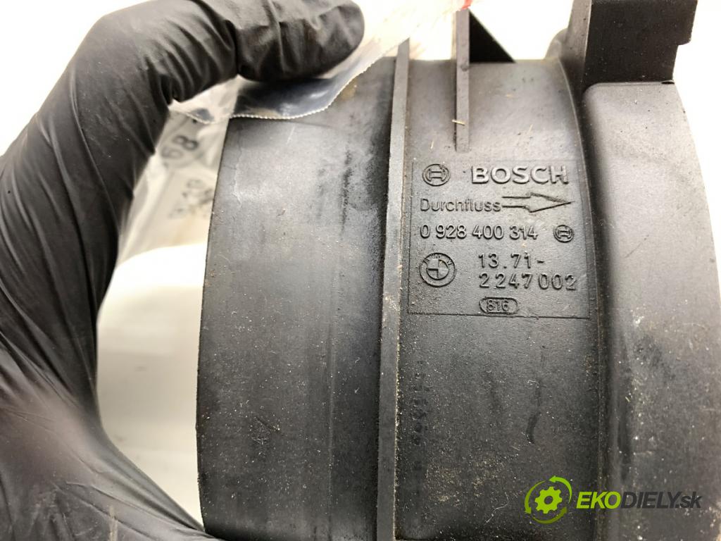 BMW E46 Kombi 2001 100 kW 320 d 1951 váha vzduchu 2247002 (Snímač hmotnosti vzduchu)