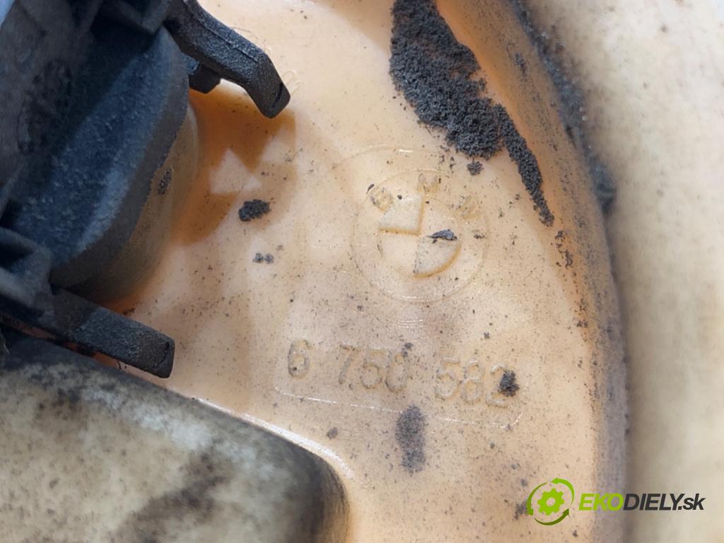 BMW E46 Kombi 2001 100 kW 320 d 1951 pumpa paliva 6750582