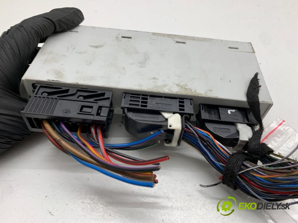 BMW E46 Kombi 2001 100 kW 320 d 1951 modul komfortu 6914365 (Komfortní modul)