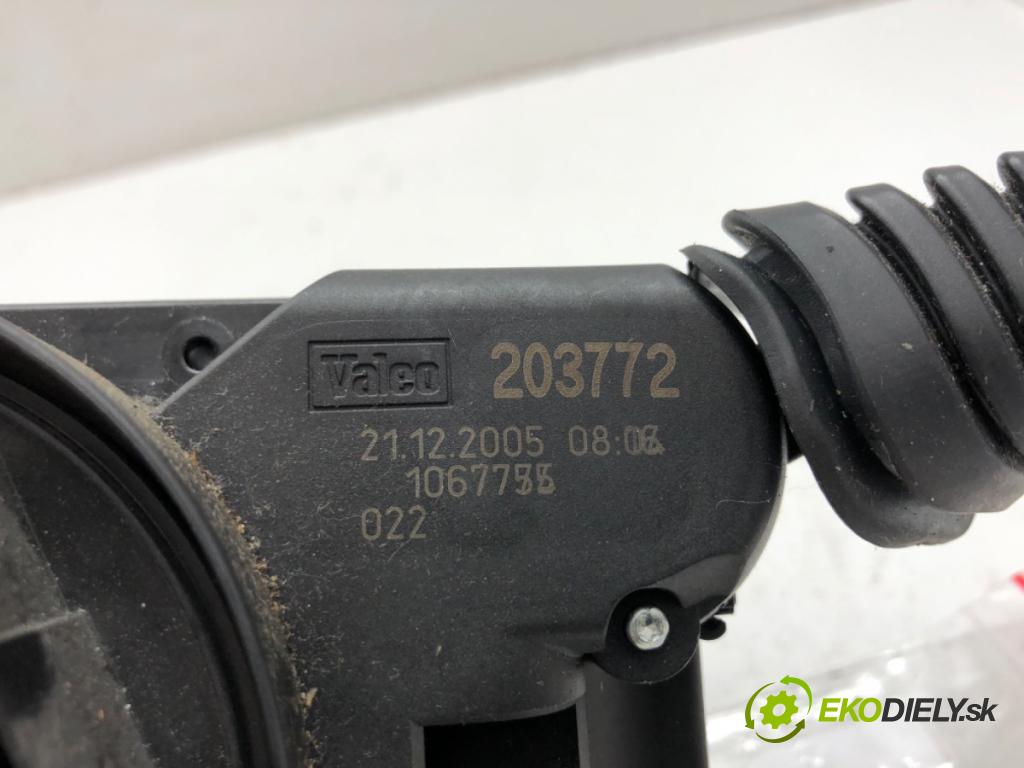 OPEL ASTRA H liftback 2006 66 kW 1.4 (L48) 1364 Prepínač stieračov 13198908 (Prepínacie páčky pod volantom)