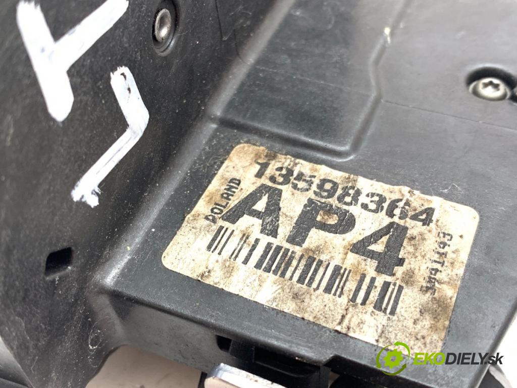 OPEL ASTRA K Kombi 2021 107 kW 1.2 Turbo (35) 1199 zámok Dvere ľavy zad 13598364