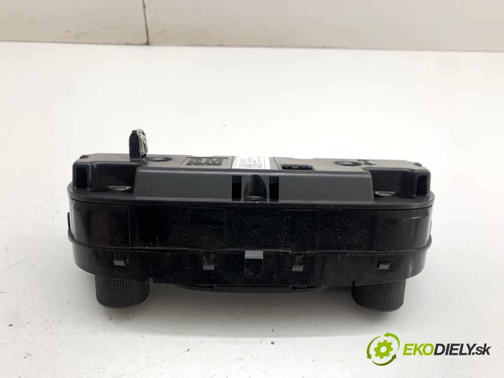 OPEL ASTRA K Kombi 2021 107 kW 1.2 Turbo (35) 1199 Panel ovládania kúrenia 39042439 (Prepínacie páčky pod volantom)